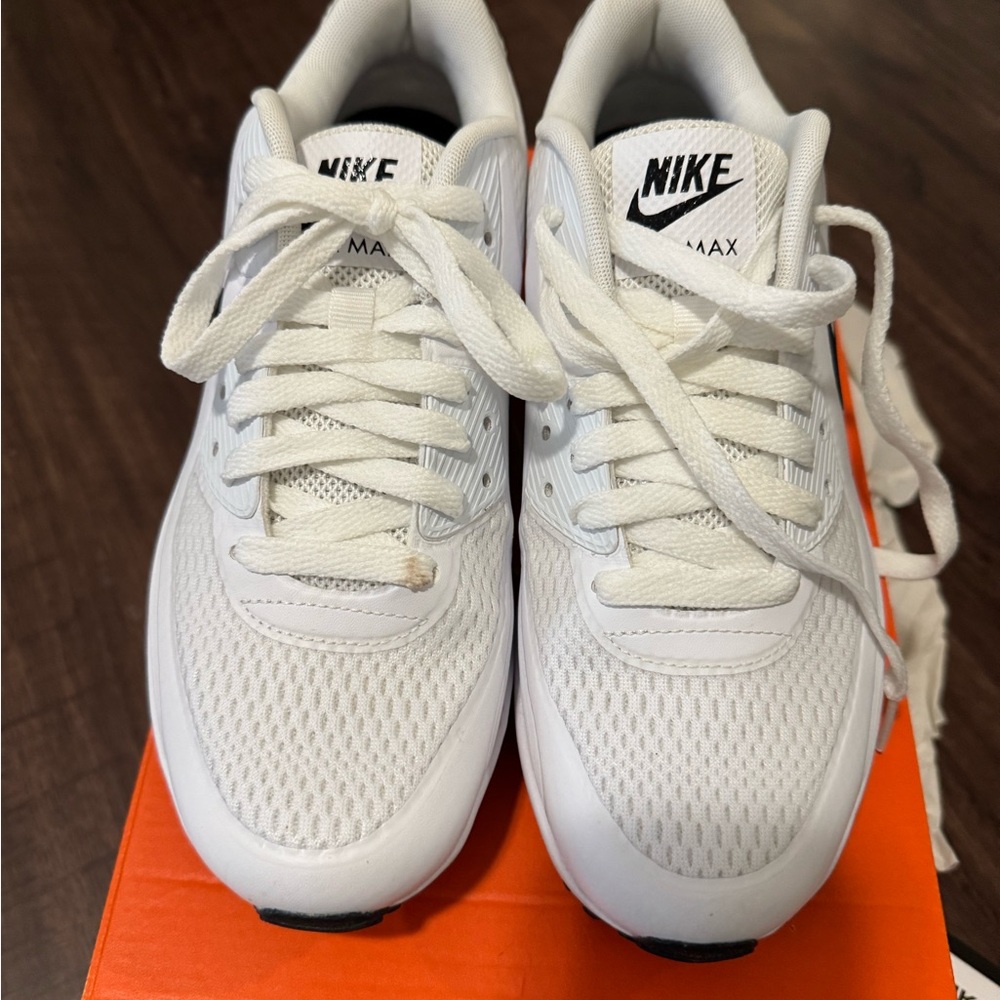 Mens Nike Air Max White Golf Sneakers